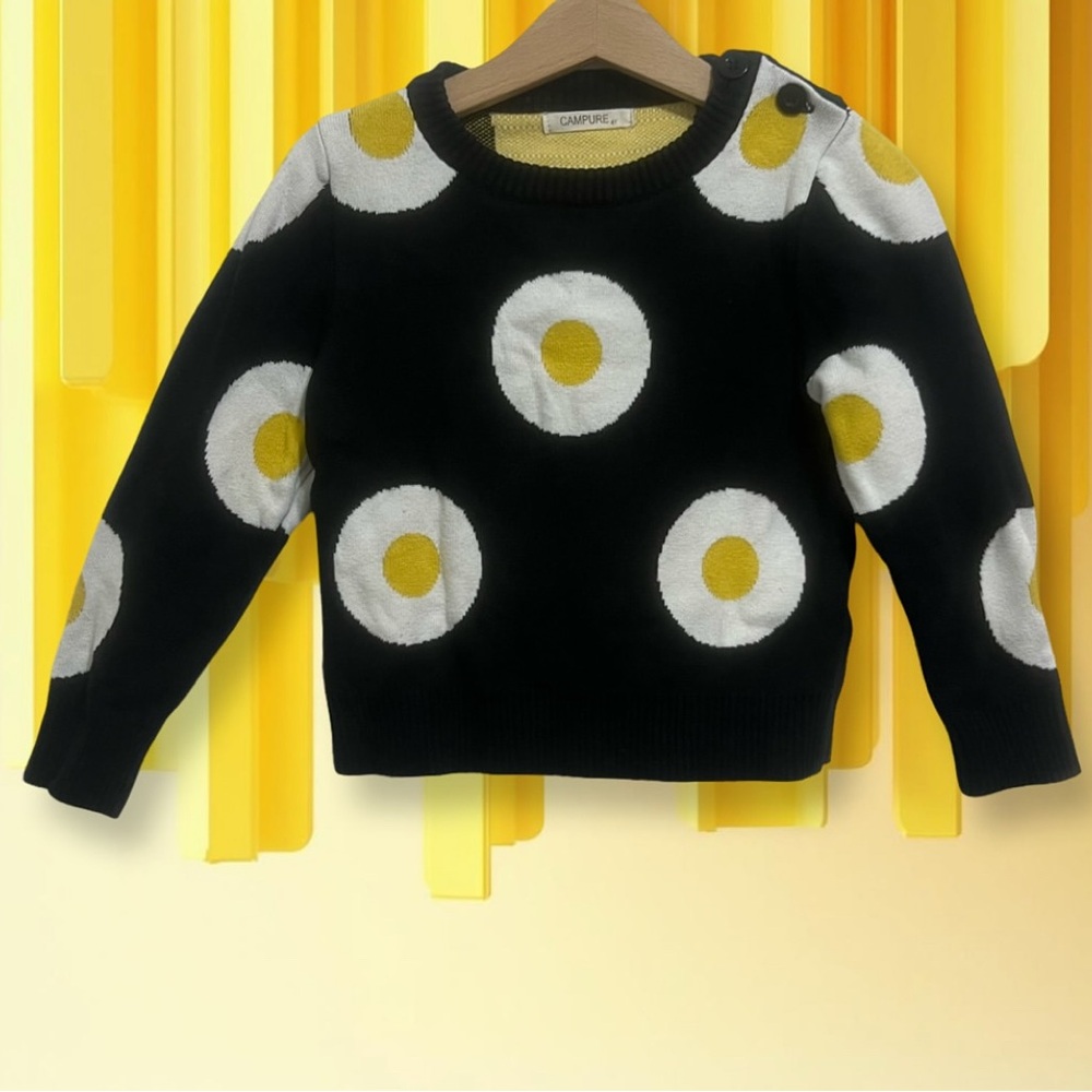Campure Knit Egg Sweater
Great condition 
4 Years 
Black